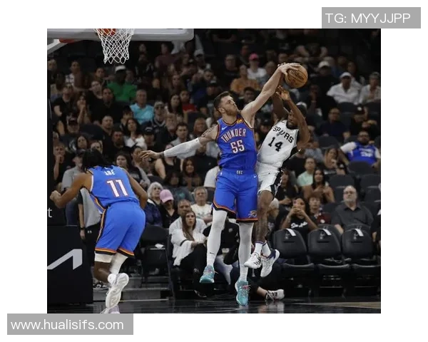 雷霆与马刺第五场激战回顾球员表现与战术分析全景展现